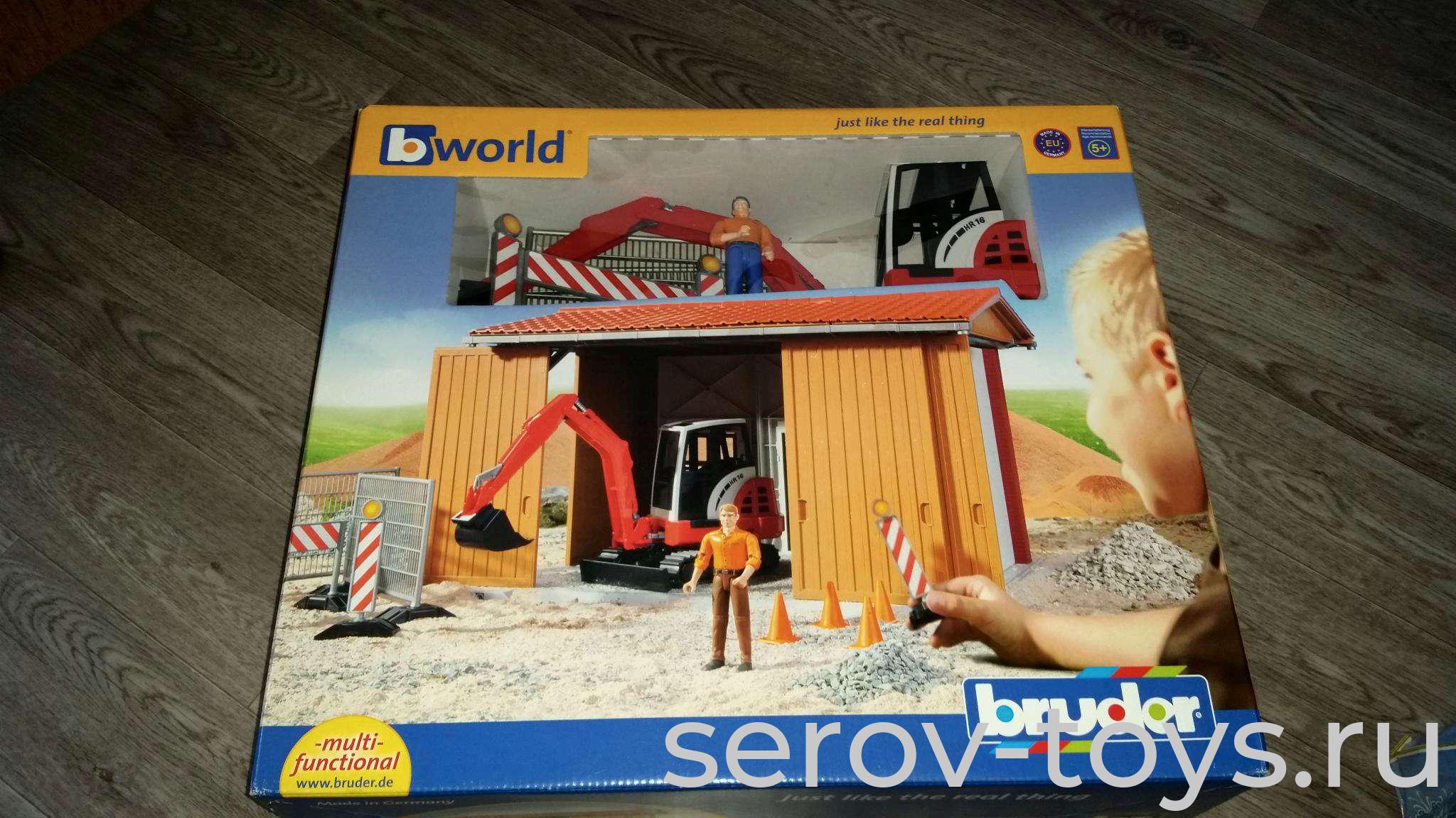 Гараж 62-020 для транспорта + гусен.мини-экскаватор+фигурка